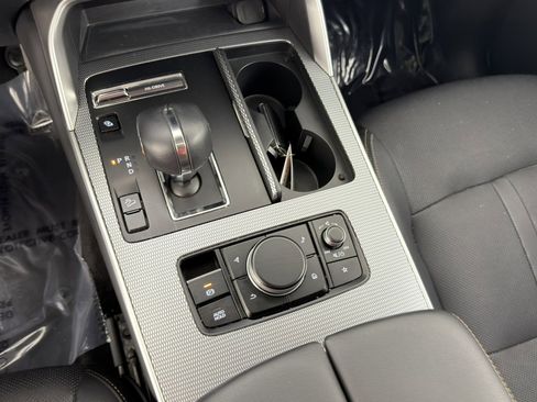 Used 2024 MAZDA CX-90 Plug-In Hybrid w/ Preferred AWD/4WD image 15