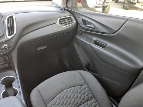 Used 2019 Chevrolet Equinox LT image 21