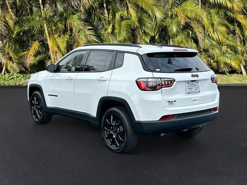 New 2026 Jeep Compass Latitude image 3
