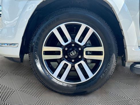 Used 2023 Toyota 4Runner Limited RWD image 33