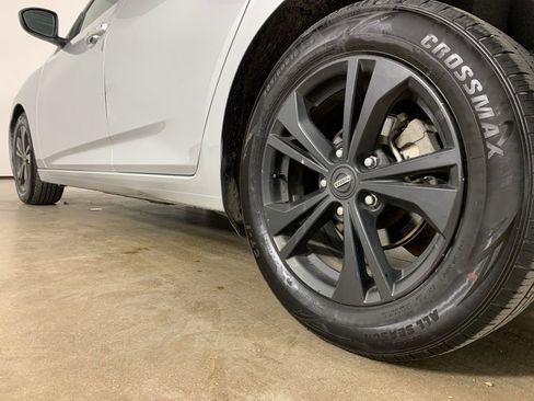 Used 2023 Nissan Sentra SV w/ All-Weather Package image 15