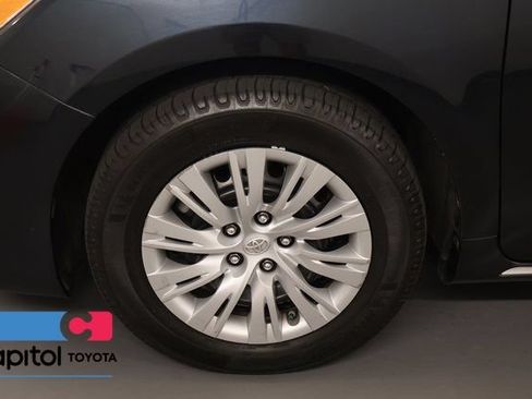Used 2014 Toyota Camry LE FWD image 7
