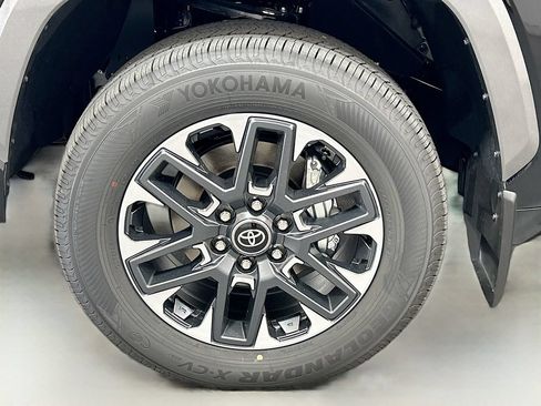 New 2026 Toyota Tundra Limited AWD/4WD image 9