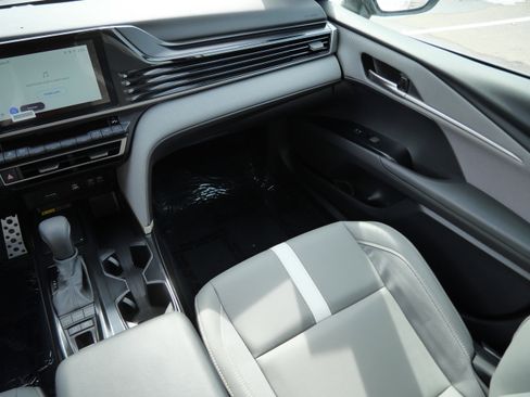 Certified 2025 Toyota Camry SE image 12