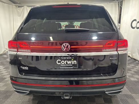 Used 2025 Volkswagen Atlas SE image 7