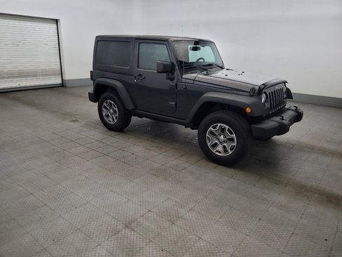 Used 2016 Jeep Wrangler Rubicon w/ Power Convenience Group AWD/4WD image 11