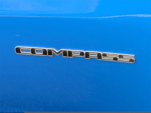 Used 2023 Jeep Compass Sport image 12