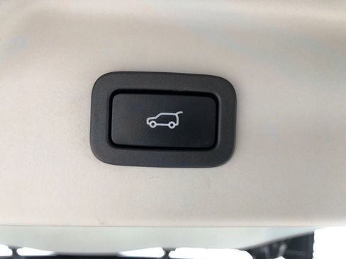 Used 2019 Land Rover Range Rover Long Wheelbase Autobiography AWD/4WD image 35