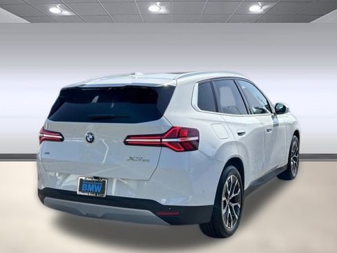 Used 2025 BMW X3 xDrive30i w/ Convenience Package image 9