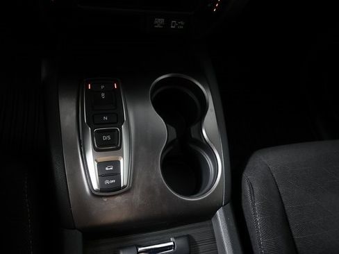 Used 2022 Honda Pilot Sport image 18