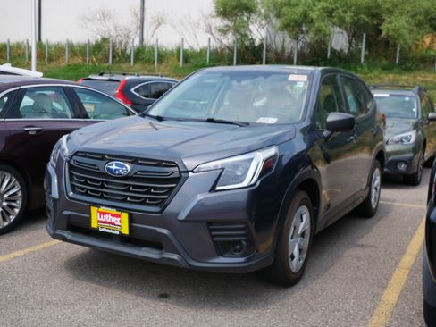 Used 2022 Subaru Forester AWD/4WD image 3