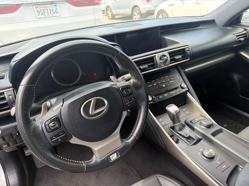 Used 2017 Lexus IS 200t F Sport w/ F Sport Package RWD image 9
