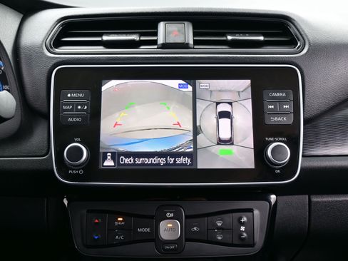 Used 2022 Nissan Leaf SL Plus image 19