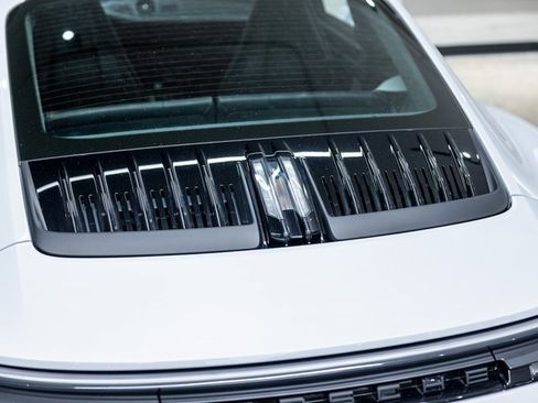 Used 2025 Porsche 911 Carrera 4 GTS image 21