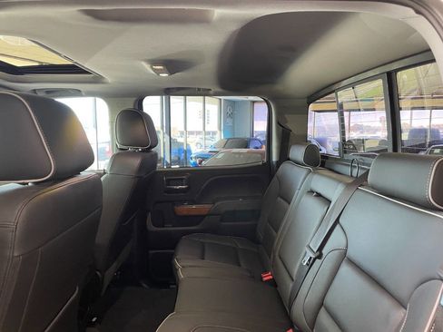 Used 2019 Chevrolet Silverado 2500 High Country image 22