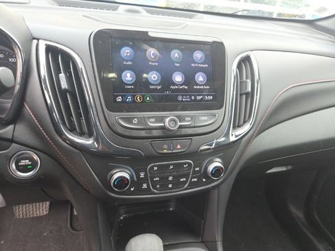 Certified 2022 Chevrolet Equinox RS w/ RS Leather Package AWD/4WD image 17