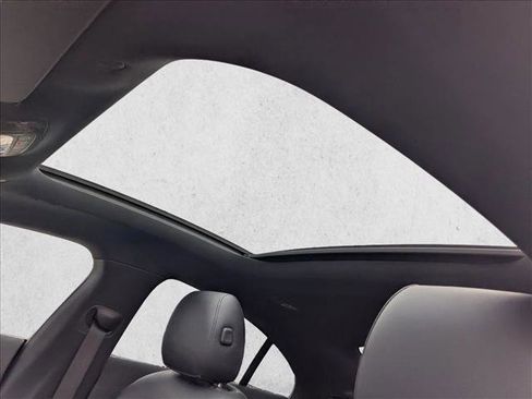 Used 2025 Mercedes-Benz CLA 250 image 16