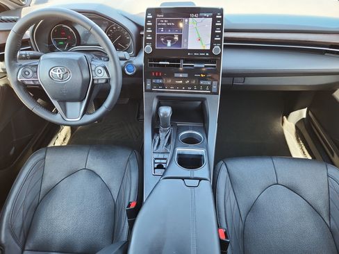 Used 2021 Toyota Avalon Limited w/ Advanced Safety Package FWD image 12