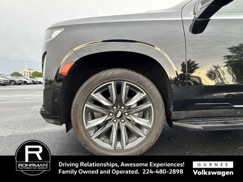 Used 2023 Cadillac Escalade Sport AWD/4WD image 11