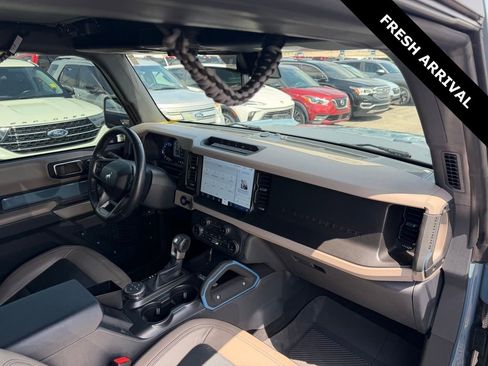 Used 2022 Ford Bronco Wildtrak AWD/4WD image 6