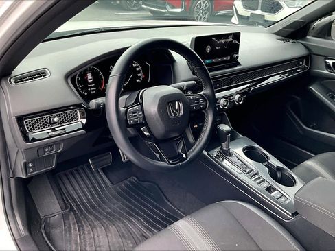 Used 2022 Honda Civic Sport image 17