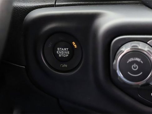 Used 2020 Jeep Gladiator Sport w/ Quick Order Package 24S image 27