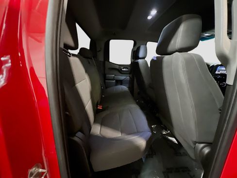 Used 2022 Chevrolet Silverado 1500 Custom w/ Safety Confidence Package RWD image 19