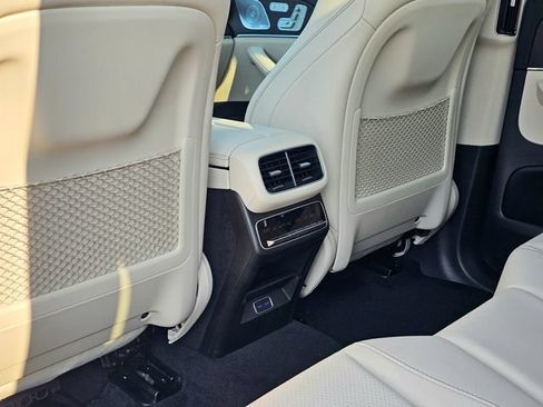 New 2026 Mercedes-Benz GLE 450 4MATIC image 23