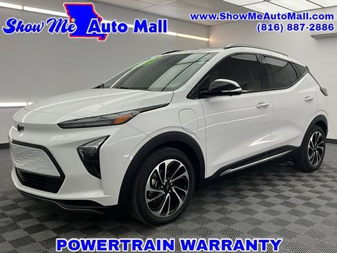 Used 2022 Chevrolet Bolt EUV Premier w/ Sun & Sound Package image 1