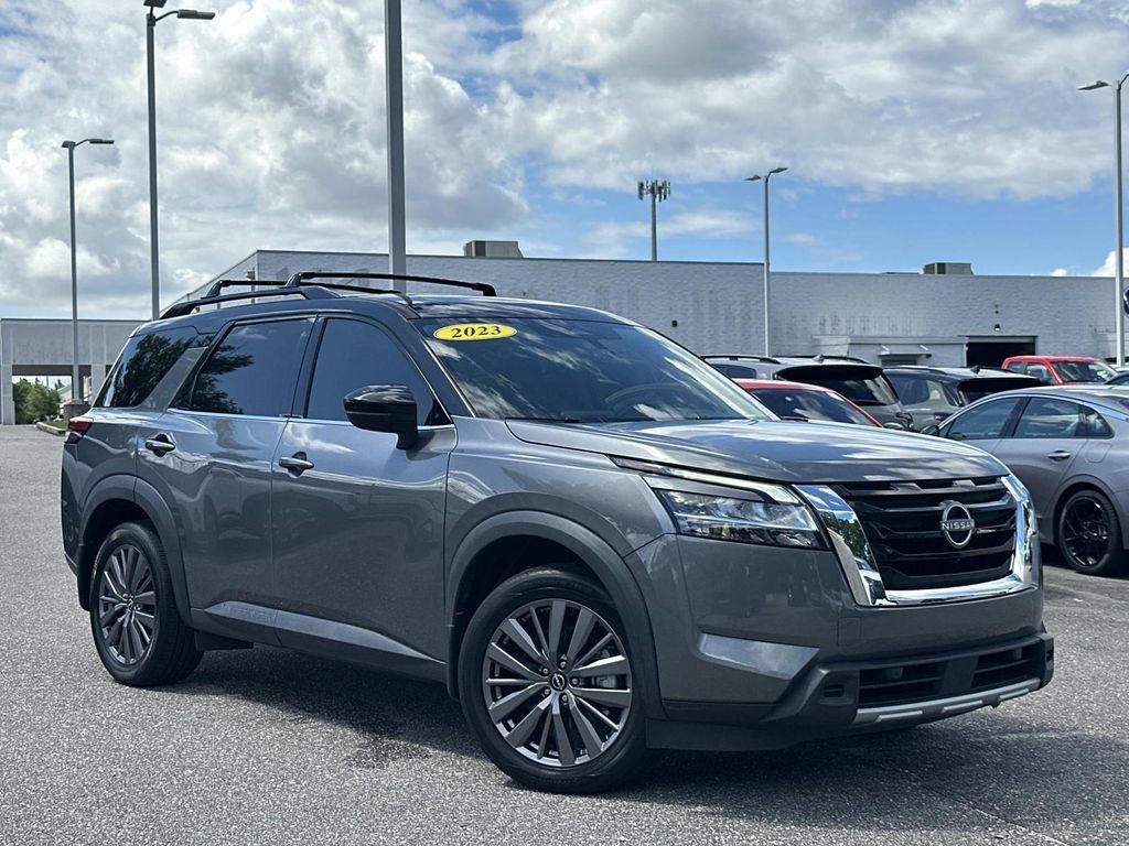 Used 2023 Nissan Pathfinder SL w/ SL Premium Package AWD/4WD image 1