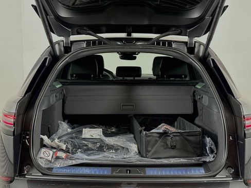 New 2026 Land Rover Range Rover Velar Dynamic SE image 26