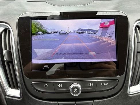 Used 2024 Chevrolet Malibu LT FWD image 23