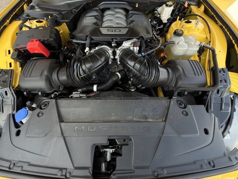 Used 2024 Ford Mustang GT RWD image 27