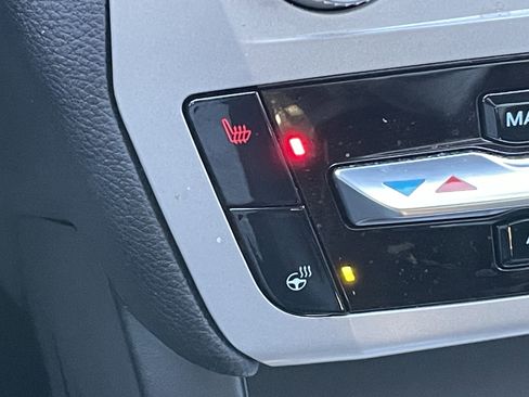 Used 2023 Ford Explorer XLT w/ Equipment Group 202A image 26