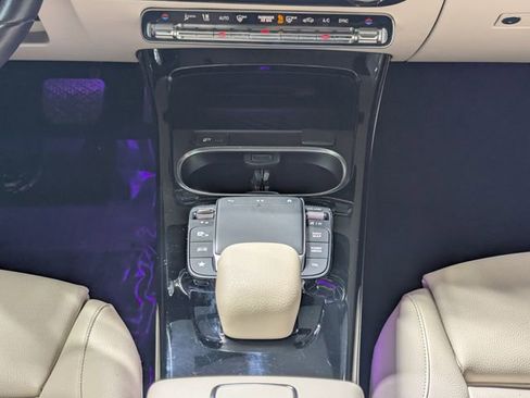 Used 2021 Mercedes-Benz A 220 image 12