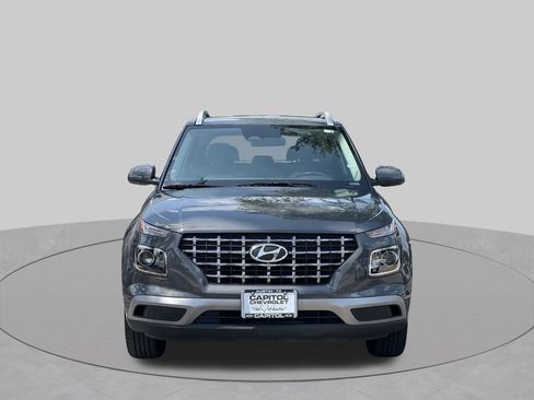 Used 2025 Hyundai Venue SEL FWD image 8