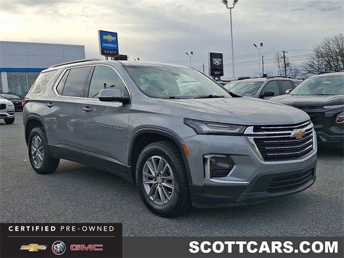 Certified 2023 Chevrolet Traverse LT image 1