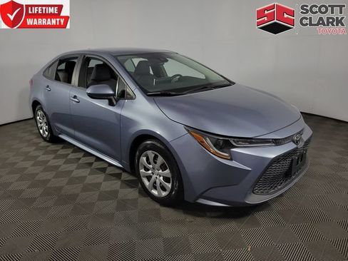 Used 2020 Toyota Corolla LE FWD image 1