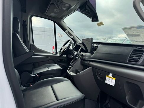 New 2026 Ford Transit 250 148 Medium Roof image 12