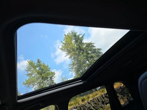 New 2026 Subaru Forester Touring AWD/4WD image 17