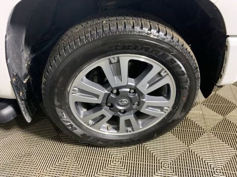 Used 2020 Toyota Tundra Platinum image 16