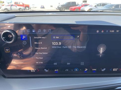 New 2026 Chevrolet Traverse LT w/ Driver Confidence Package FWD image 16