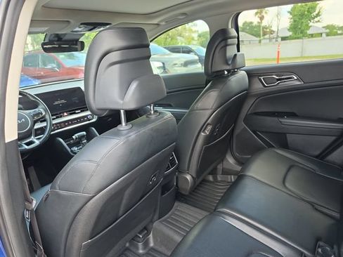 Used 2023 Kia Sportage SX FWD image 11