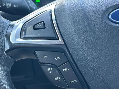 Used 2024 Ford Edge SEL AWD/4WD image 33