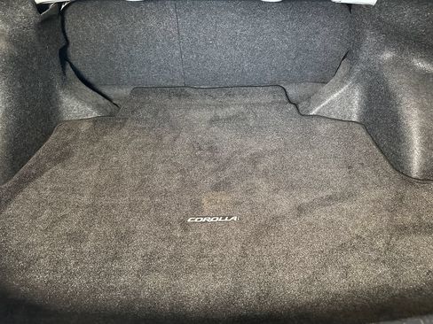 Used 2019 Toyota Corolla LE FWD image 20