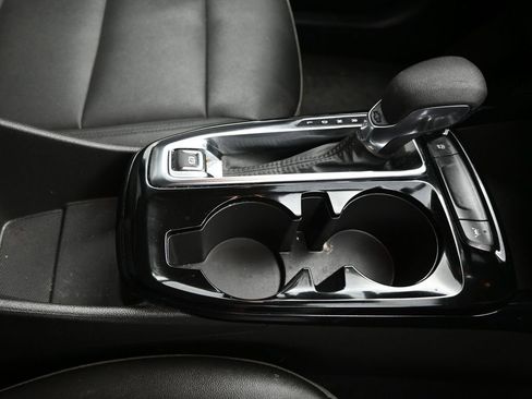 Used 2024 Chevrolet Trax ACTIV w/ Driver Confidence Package image 28