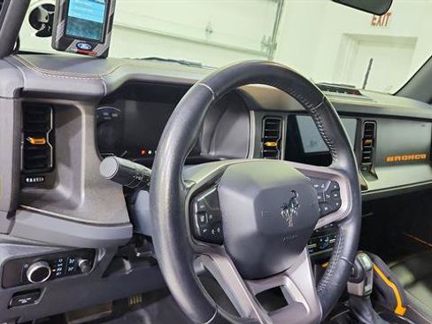 Used 2024 Ford Bronco Badlands AWD/4WD image 17
