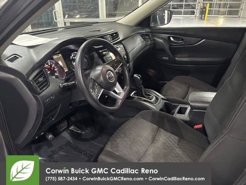 Used 2017 Nissan Rogue S image 12