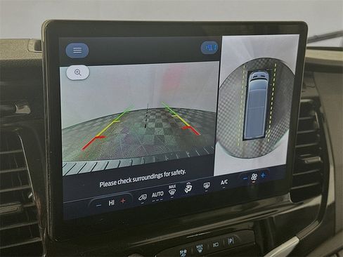 Used 2023 Ford Transit 350 XLT image 20