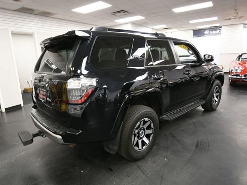 Certified 2023 Toyota 4Runner TRD Off-Road Premium image 7